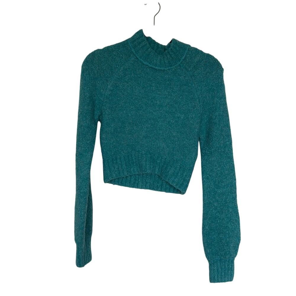 Urban Outfitters Avril Cropped Mock Neck Sweater, M